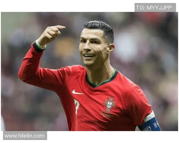 C罗震撼球场风采尽显足球传奇之王霸气壁纸图片展示 C罗震撼球场风采尽显足球传奇之王霸气壁纸图片展示