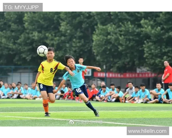 厦门草根足球球星崛起记:从街头球场到职业赛场的奋斗历程 厦门草根足球球星崛起记:从街头球场到职业赛场的奋斗历程